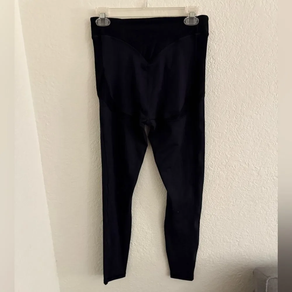 Savage X Fenty Sport Black Leggings